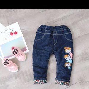 Meet your Posher, Earstore